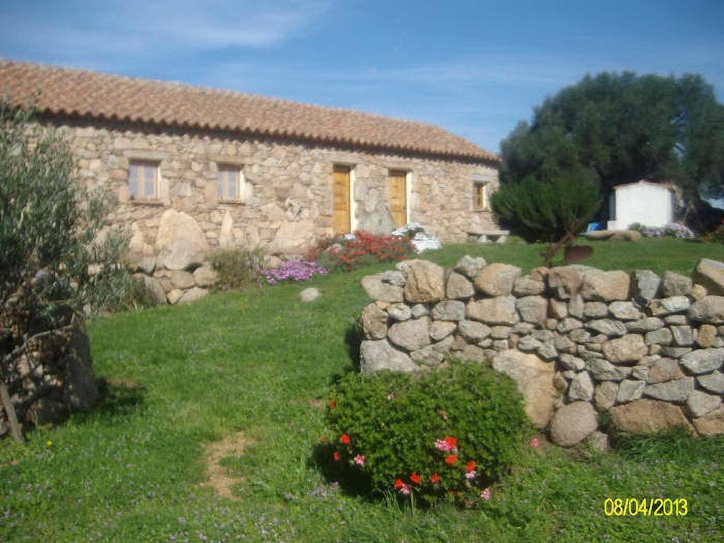 Agriturismo Spridda Bed & Breakfast Arzachena Exterior foto