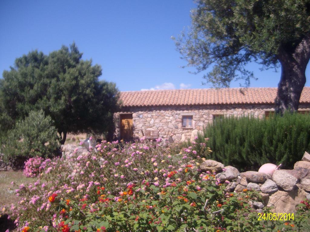 Agriturismo Spridda Bed & Breakfast Arzachena Exterior foto