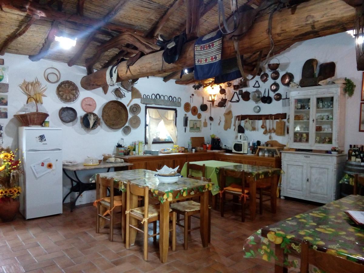 Agriturismo Spridda Bed & Breakfast Arzachena Exterior foto